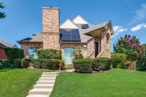 1409 Creekview Dr, Lewisville, TX 75067