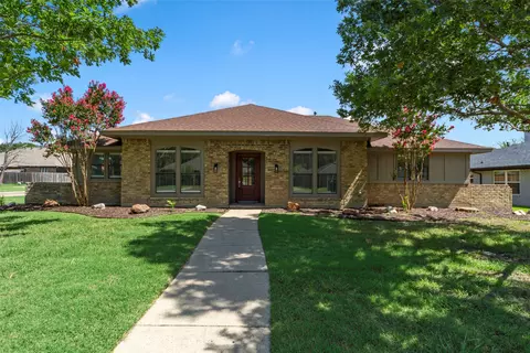 1721 Throwbridge Ln, Plano, TX 75023