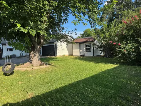 2325 Scotswood Dr, Garland, TX 75041