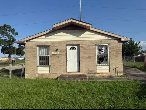 10450 Heritage, New Orleans, LA 70127