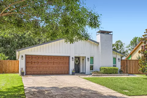 634 Meadowglen Dr, Duncanville, TX 75137