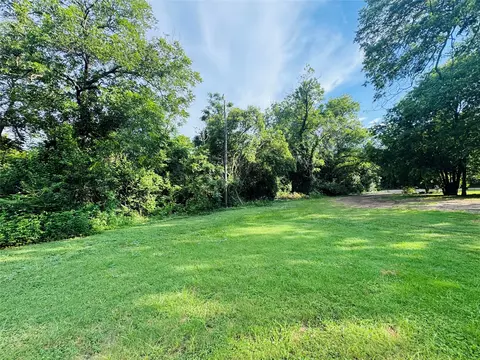 3217 N 27th St, Waco, TX 76708 photo 8