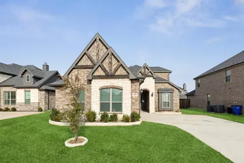 1605 Sluice Dr, Mansfield, TX 76063