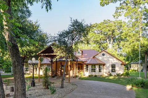 1465 Waters Edge Ln, Glen Rose, TX 76043