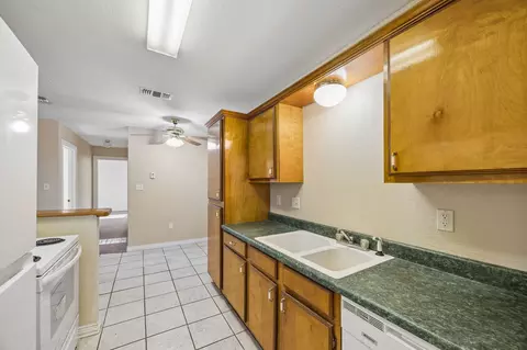Kitchen - 1104 E 1106 E High St, Terrell, TX 75160 photo 5 of 5