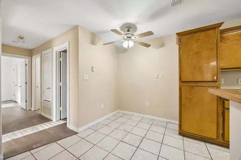 Entry Way - 1104 E 1106 E High St, Terrell, TX 75160 photo 2 of 2