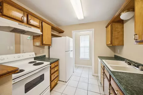 Kitchen - 1104 E 1106 E High St, Terrell, TX 75160 photo 1 of 5