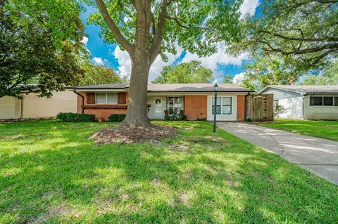 514 Fairview Dr, Richardson, TX 75081
