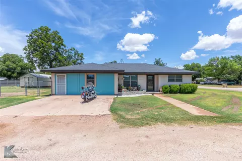 1002 S 7th St, Merkel, TX 79536