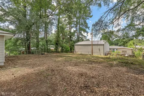 Exterior - 223 Virginia Ave, Minden, LA 71055 photo 5 of 7