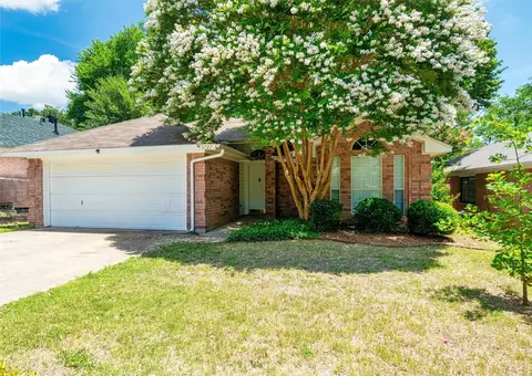 5727 Autumn Wheat Trl, Arlington, TX 76017