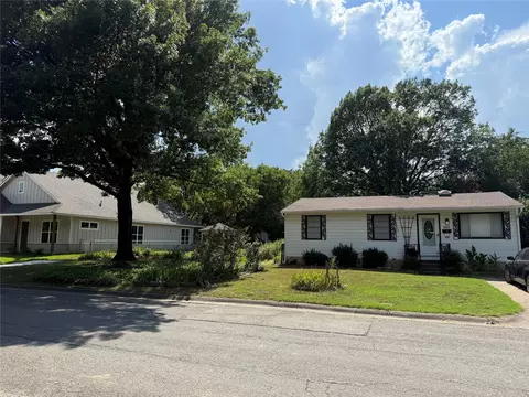 1615 Oak St, Mckinney, TX 75069
