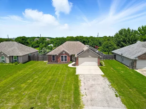 638 Lakeshore Blvd, Oak Point, TX 75068