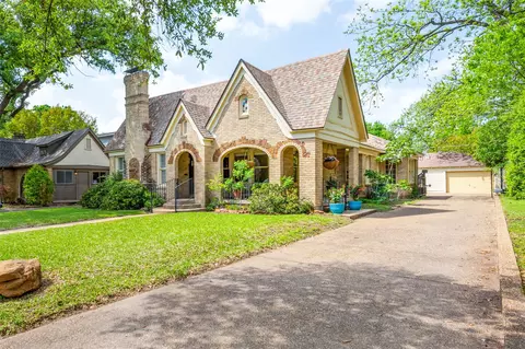 5415 Mccommas Blvd, Dallas, TX 75206