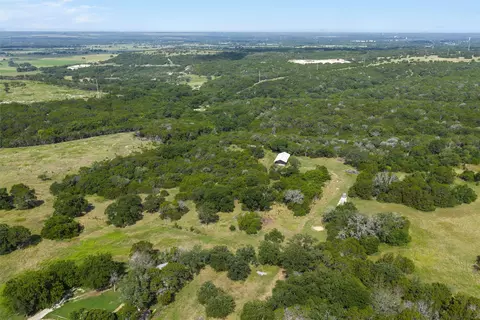 1210 Mountain Rd, Gatesville, TX 76528