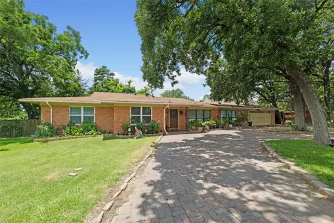 1602 W 6th St, Irving, TX 75060