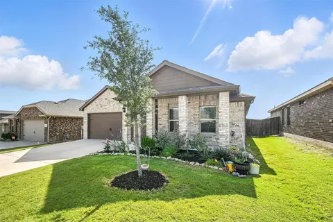 2121 Richburg St, Fort Worth, TX 76108