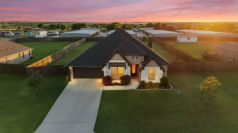 12505 Yellowstone St, Godley, TX 76044