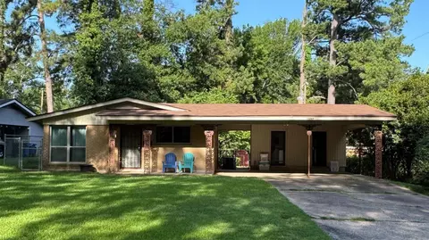 9280 Savanna Dr, Shreveport, LA 71118