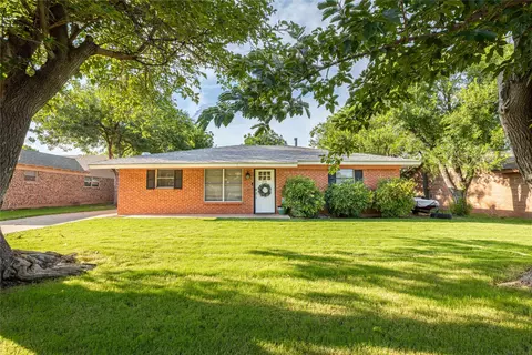 934 E North 12th St, Abilene, TX 79601