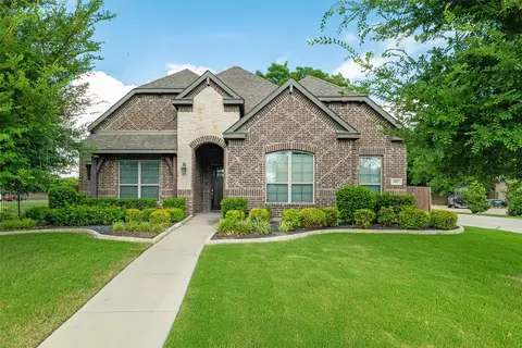 103 Water Garden Dr, Waxahachie, TX 75165