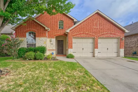 508 Hummingbird Dr, Little Elm, TX 75068
