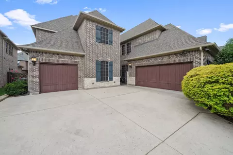 4652 Man O War Rd, Carrollton, TX 75010
