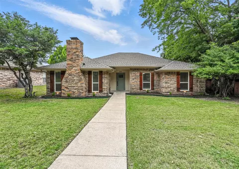 3505 Scott Dr, Rowlett, TX 75088