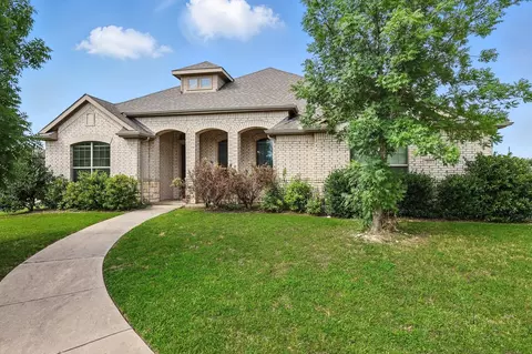 202 Double Creek Dr, Midlothian, TX 76065