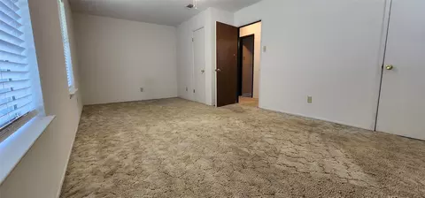 Bedroom - 717 Contour Dr, Mexia, TX 76667 photo 2 of 2