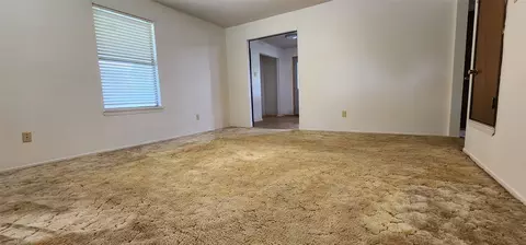 Living - 717 Contour Dr, Mexia, TX 76667 photo 1 of 1