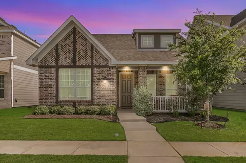 10041 Adams Ln, Providence Village, TX 76227