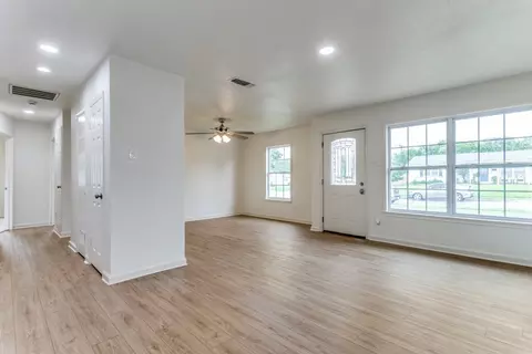 Living - 302 Lee Dr, Euless, TX 76039 photo 2 of 3