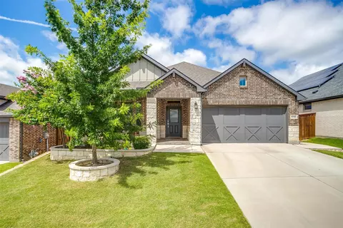 5656 Barco Rd, Fort Worth, TX 76126