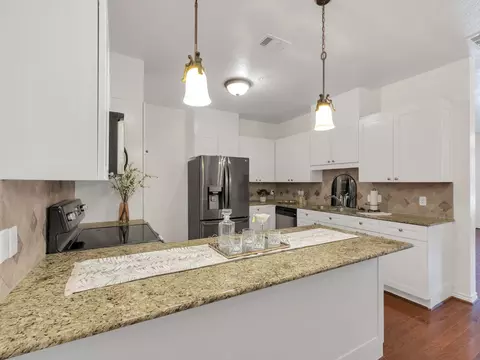 Kitchen - 6621 Federal Hall St, Plano, TX 75023 photo 1 of 2