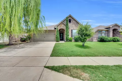 2804 Stonewall Ln, Fort Worth, TX 76123