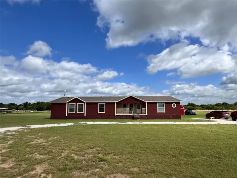 415 Lake Whitney Dr, Whitney, TX 76692
