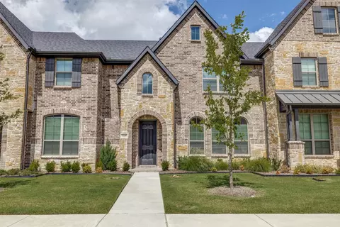 7119 Buchanan Dr, Grand Prairie, TX 75054