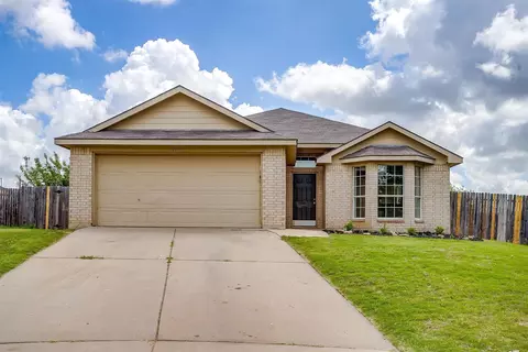 113 Kings Way Dr, Rhome, TX 76078