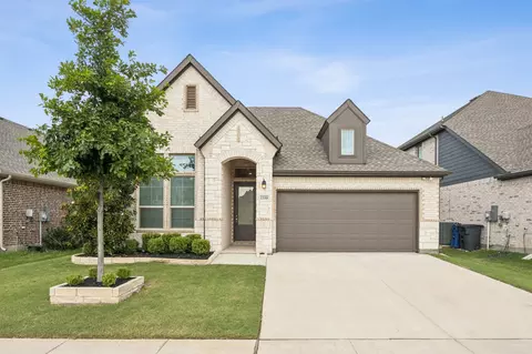 1339 Coronado Ct, Justin, TX 76247