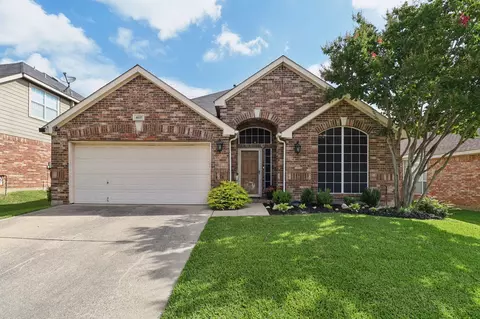 4637 Seneca Dr, Fort Worth, TX 76137