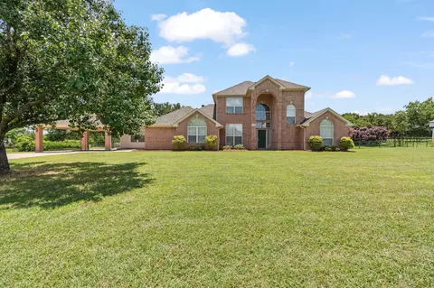 360 Markedstone Rd, Burleson, TX 76028