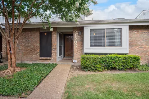 17490 Meandering Way #1203, Dallas, TX 75252