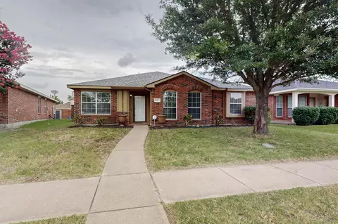 1857 Eagle River Trl, Lancaster, TX 75146