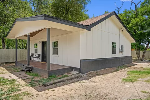 1410 Nealton St, Bellmead, TX 76705