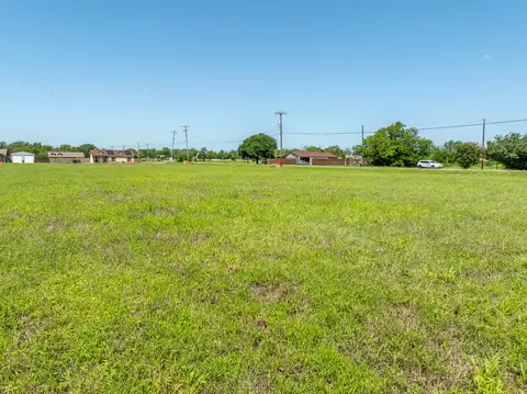 tbd Lot 4 Spurgeon St, Itasca, TX 76055