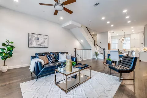 1323 Arch Pl, Dallas, TX 75215
