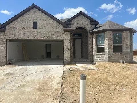 3913 Summerfield Dr, Crandall, TX 75114