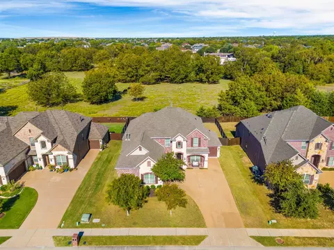 10014 Edgeway Cir, Rowlett, TX 75089