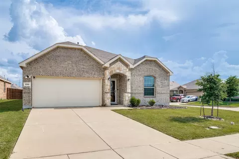2313 Spokane Dr, Forney, TX 75126